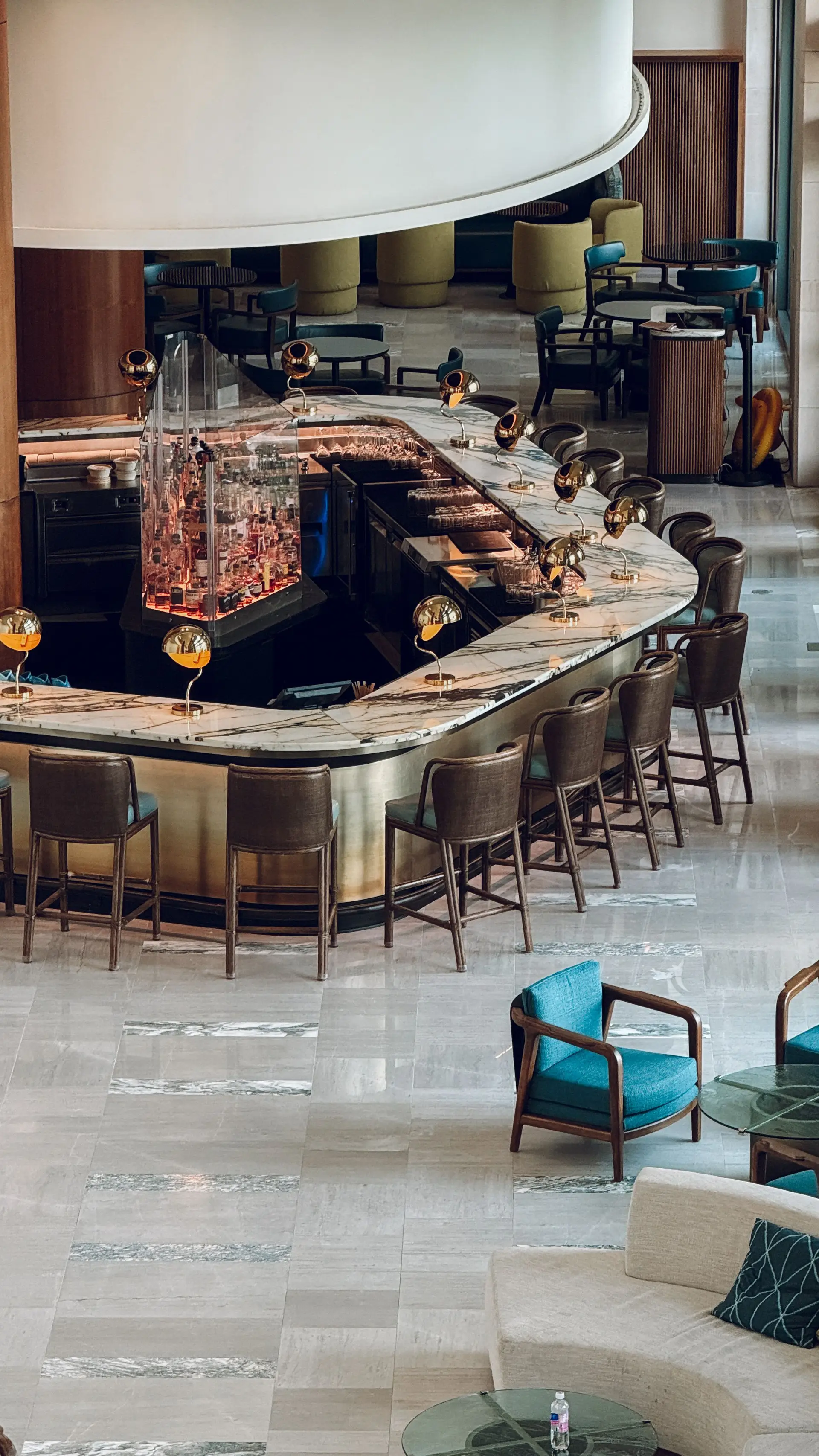 Royal Lounge